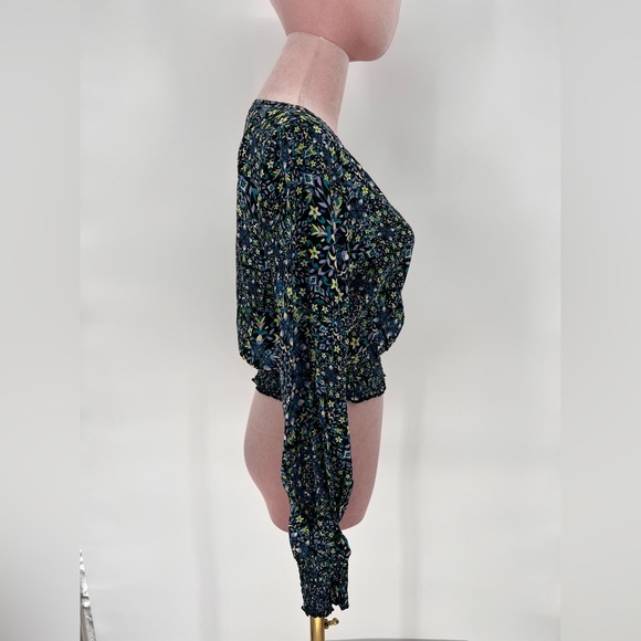 NWT BCBGeneration Floral Crop Top - Picture 10 of 16